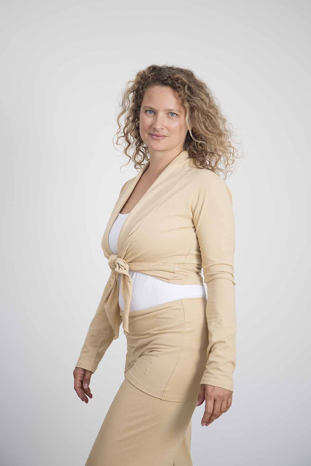 Amba yoga wrap shirt - Beige-Breath of Fire-5