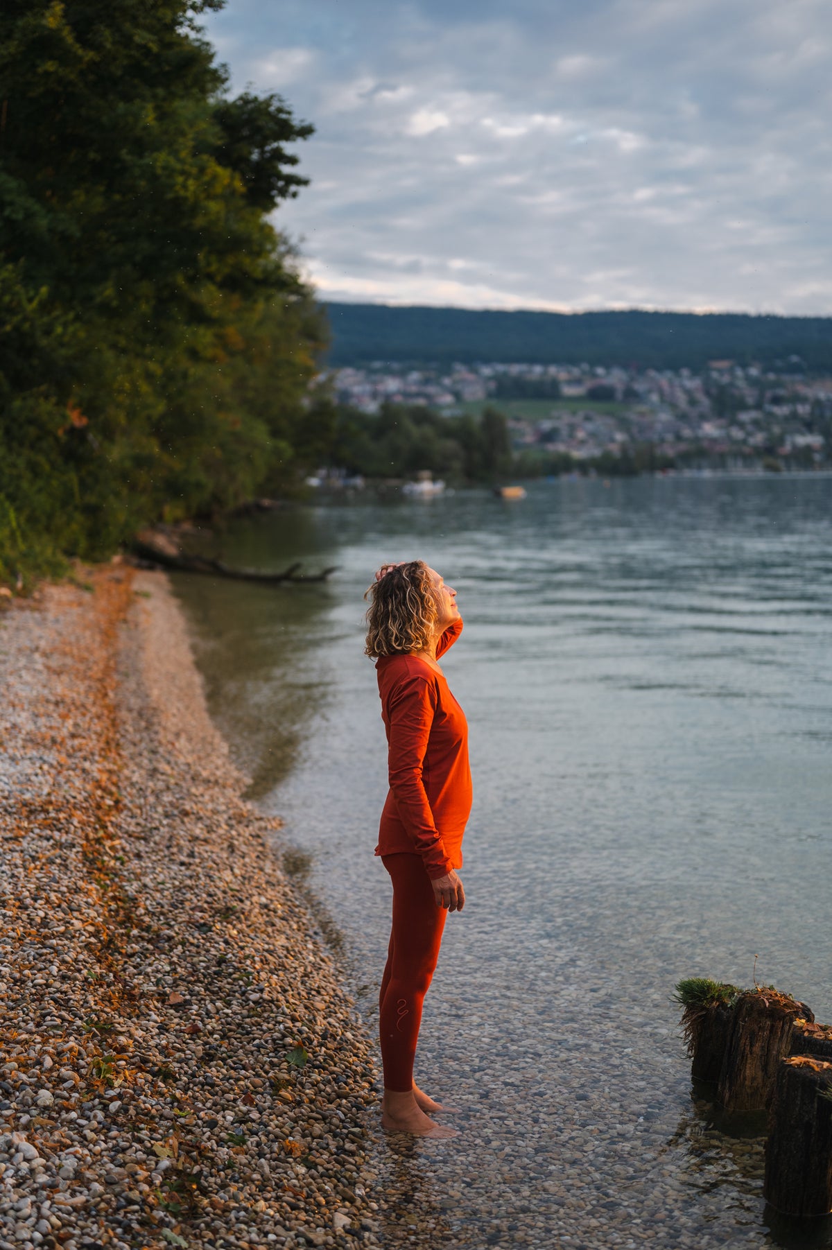 Lunara Langarm-Shirt — Yoga-Langarm aus merzerisierter Bio-Baumwolle mit Daumenschlaufen