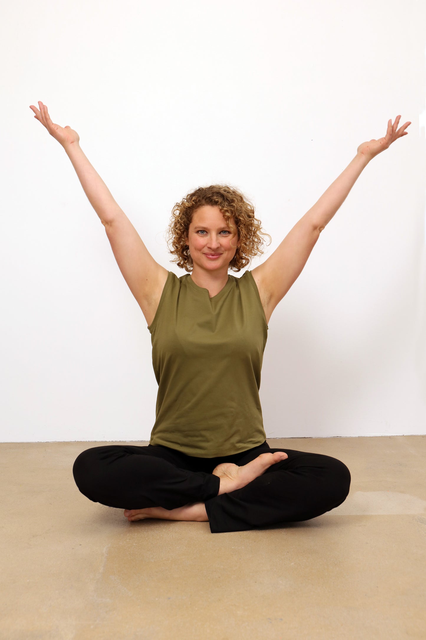 Maia Tank Top - Khaki