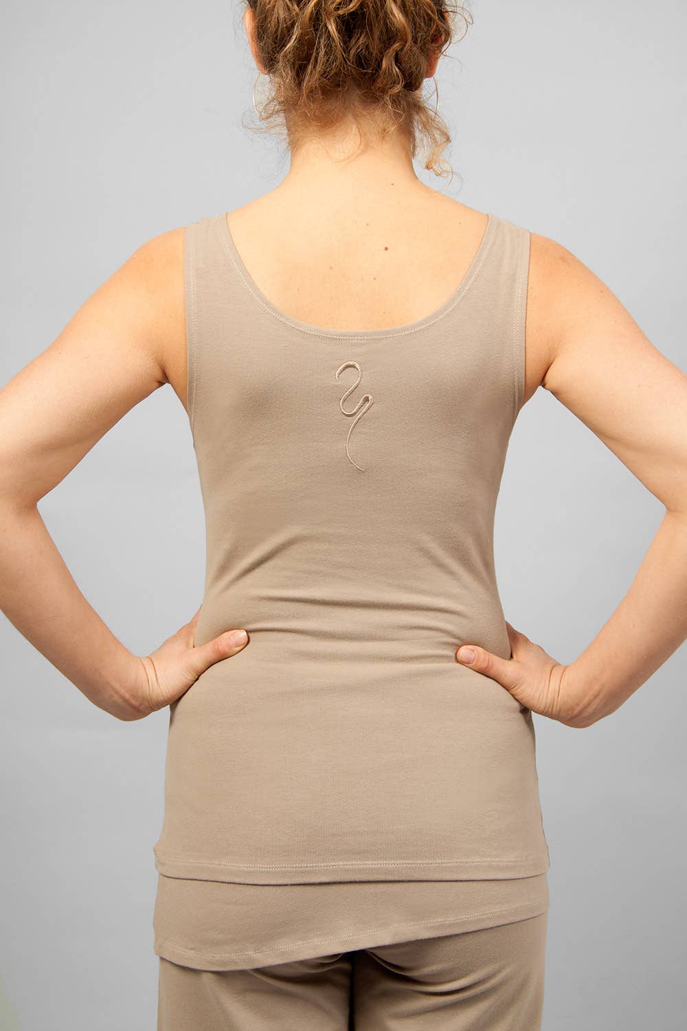 breath of fire yoga top sohang color taupe back picture organic cotton