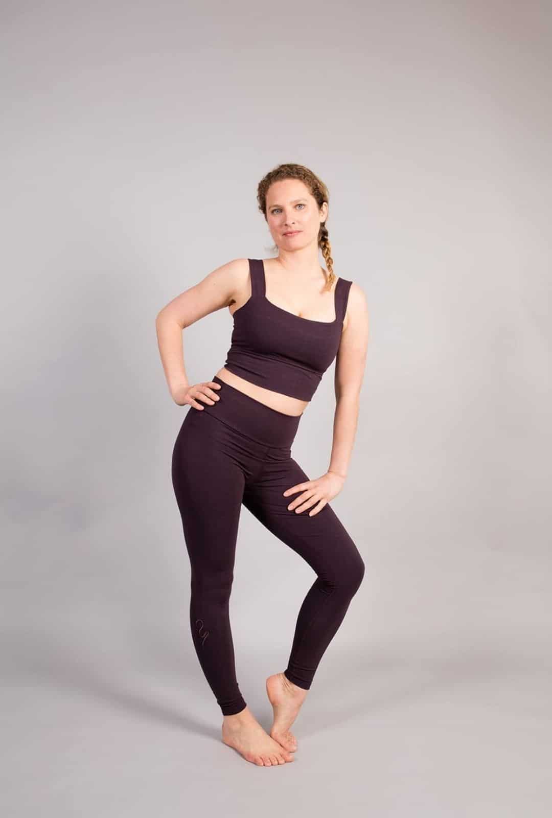 breath of fire aurora bra and yoga legging dard purple front organic cotton and bamboo fabric -ethical yoga brand since 2009