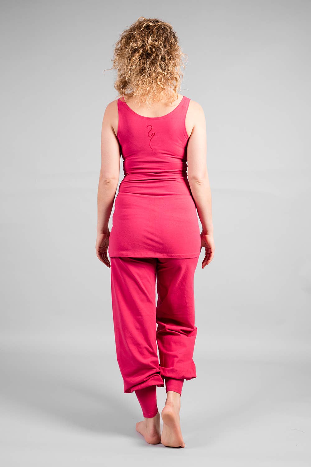breath of fire sohang yoga pants color raspberry picture from back made in organic cotton fairly produced