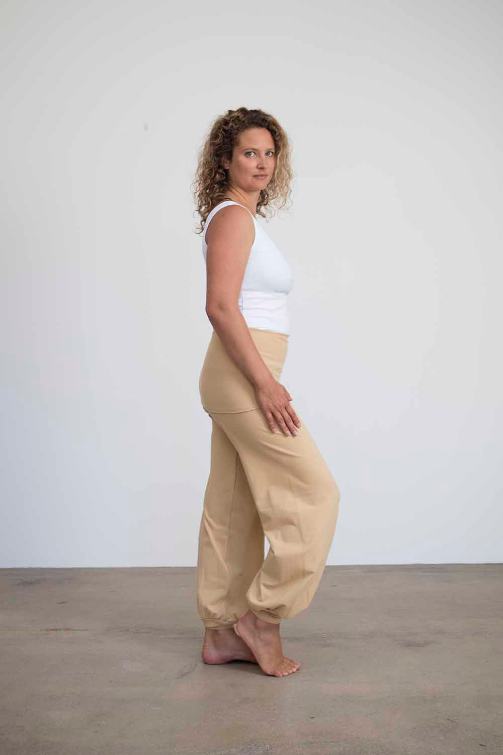 Sohang yoga pants - Beige-Breath of Fire-10