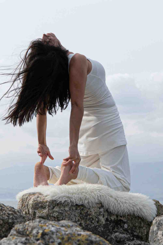 Sohang yoga pants - Ivory-Breath of Fire-1