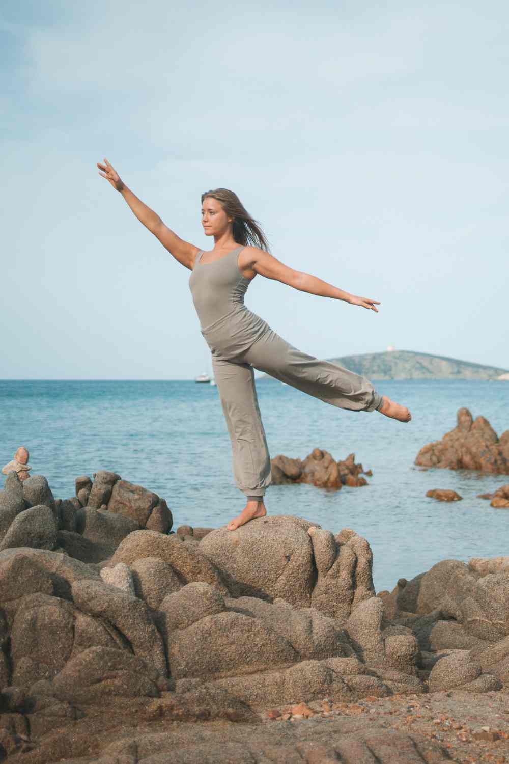 Sohang yoga top - Taupe-Breath of Fire-9