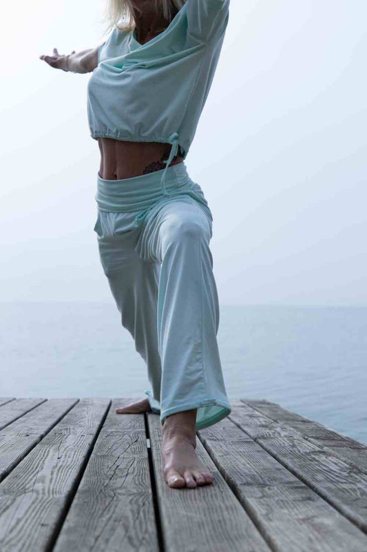 Lilii Women’s Loose Fit Pants - Mint