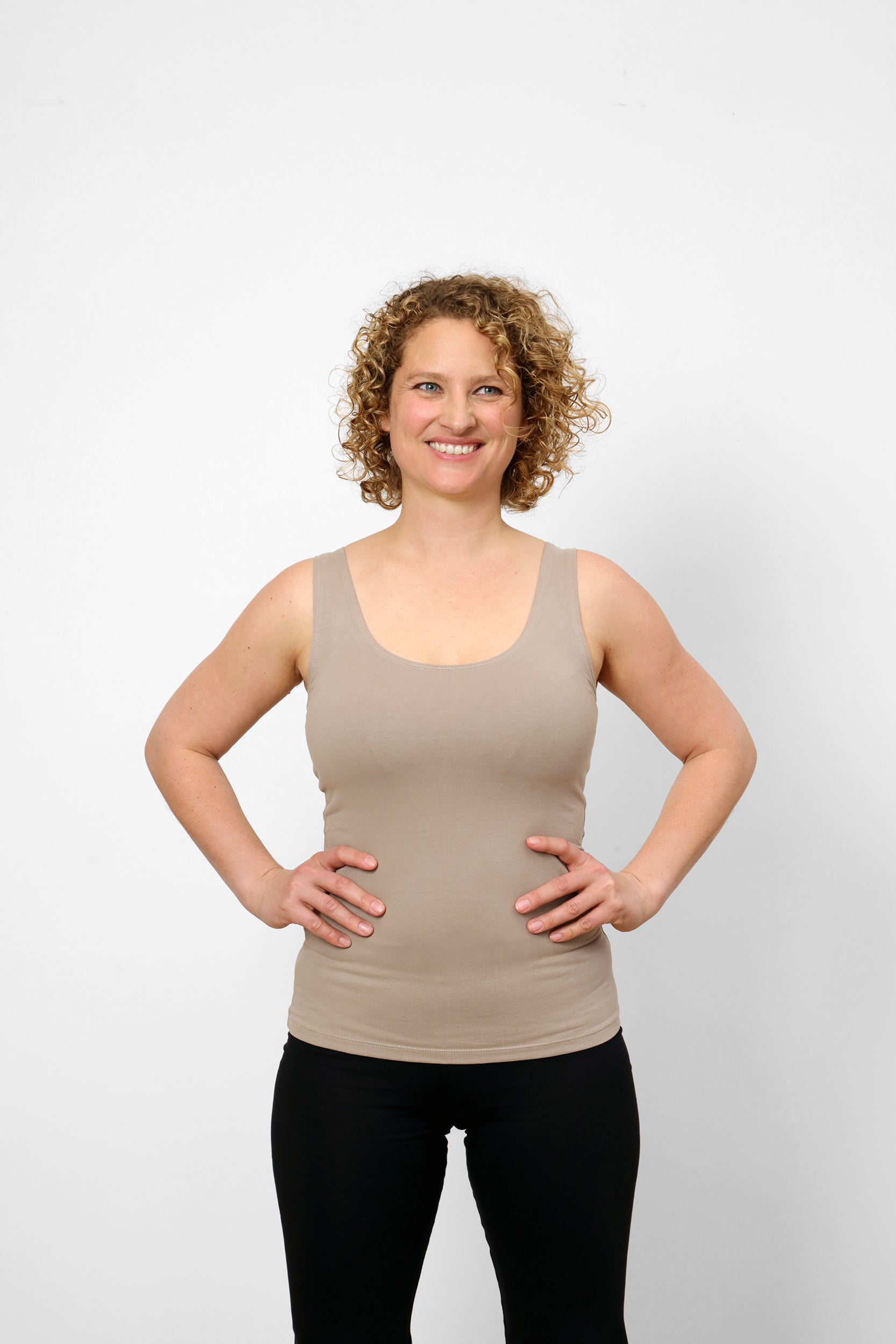 breath of fire sohang yoga top color taupe front view