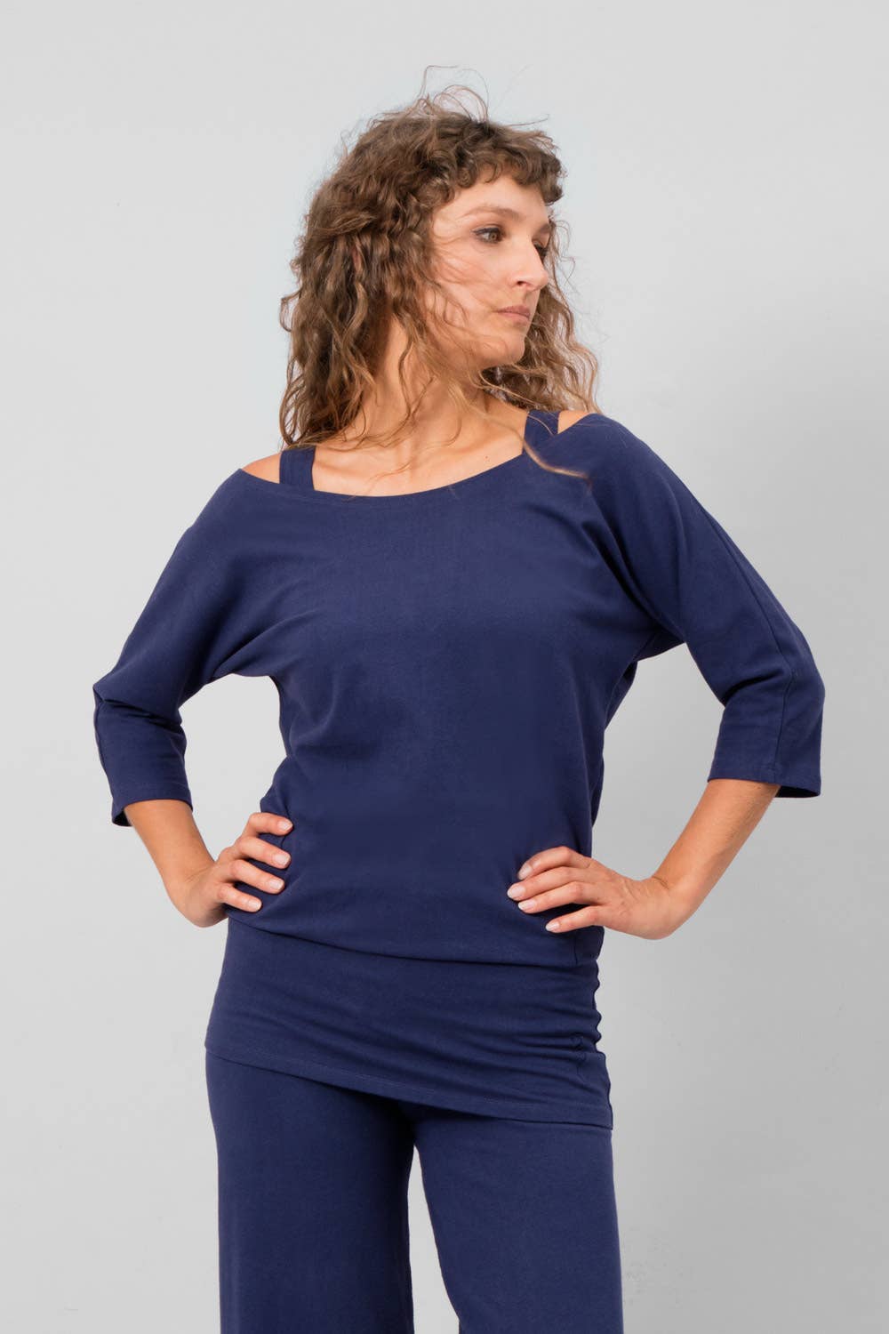 Siri yoga shirt - Atlantic blue