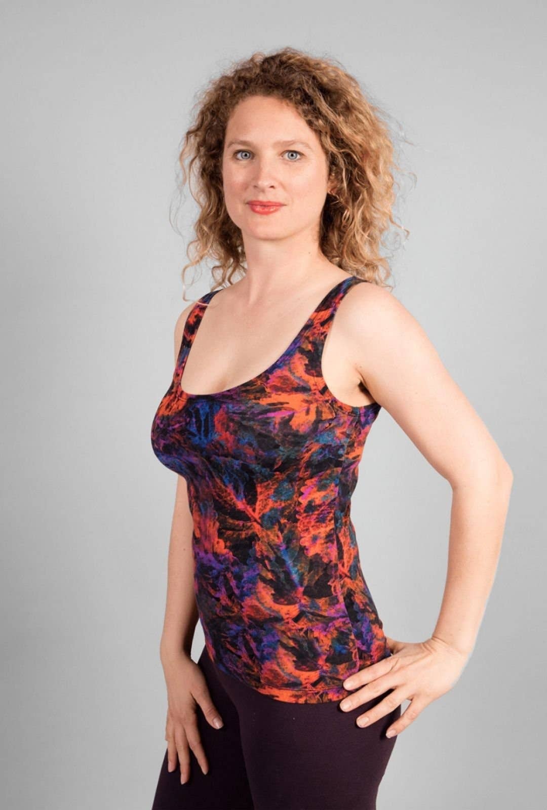 Sohang Women's Yoga Top - Print Magic Earth-Breath of Fire-1